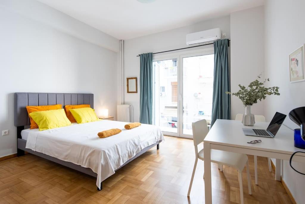 Newly Renovated, Quiet & Central Apartment In Kolonaki Athena Bagian luar foto
