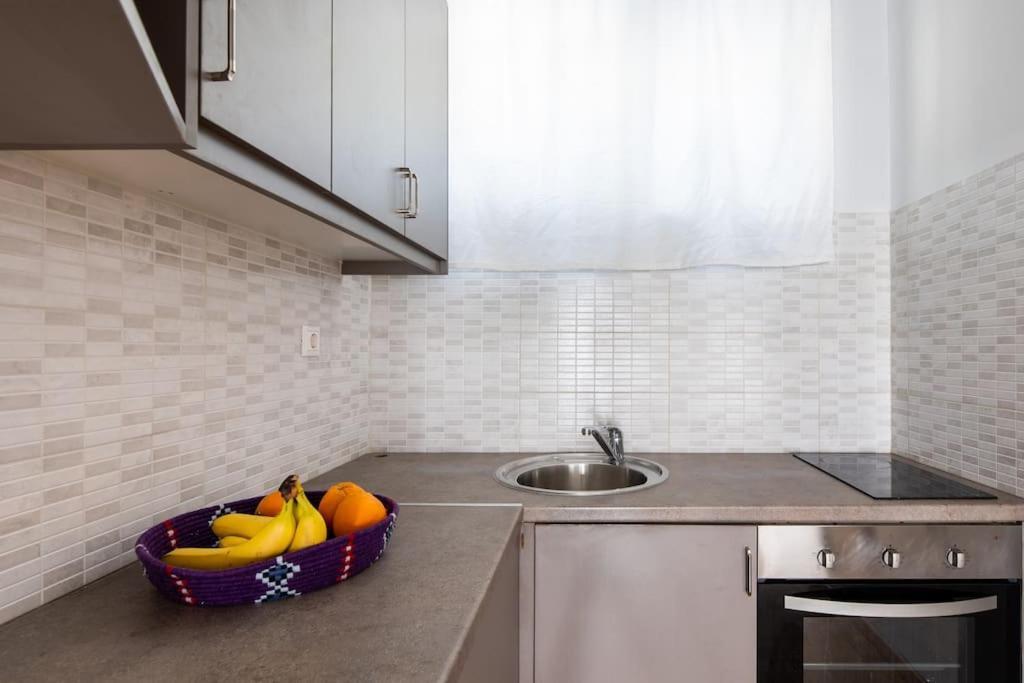 Newly Renovated, Quiet & Central Apartment In Kolonaki Athena Bagian luar foto