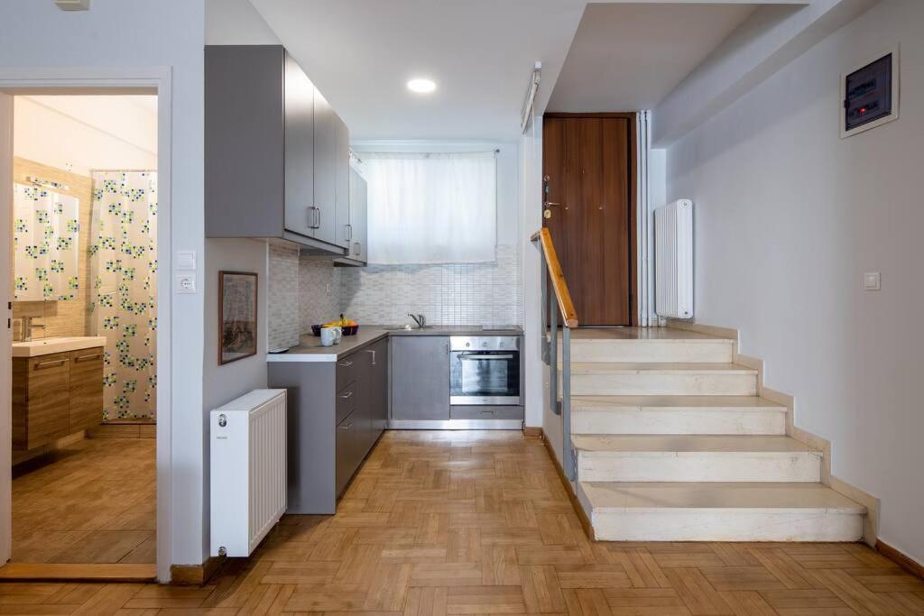 Newly Renovated, Quiet & Central Apartment In Kolonaki Athena Bagian luar foto
